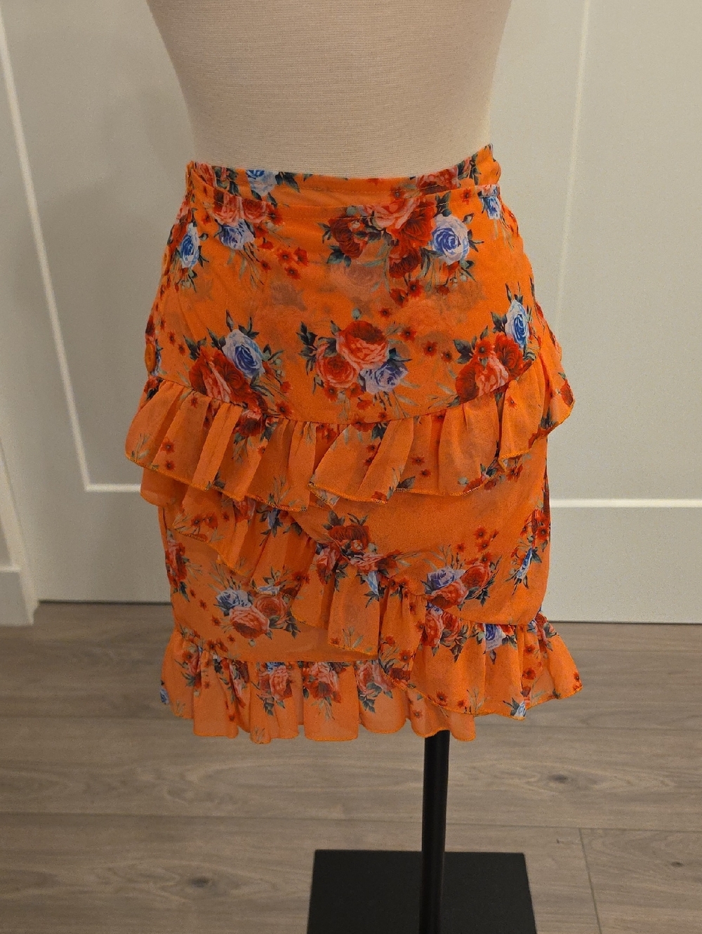 PrettyLittleThing Orange Floral Ruffle Mini Skirt size 12 new with tags